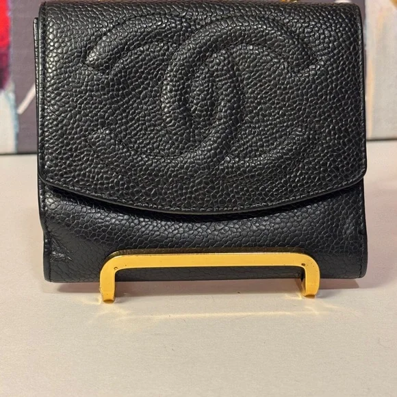 CHANEL Caviar Skin Black Leather Wallet - Picture 2 of 14